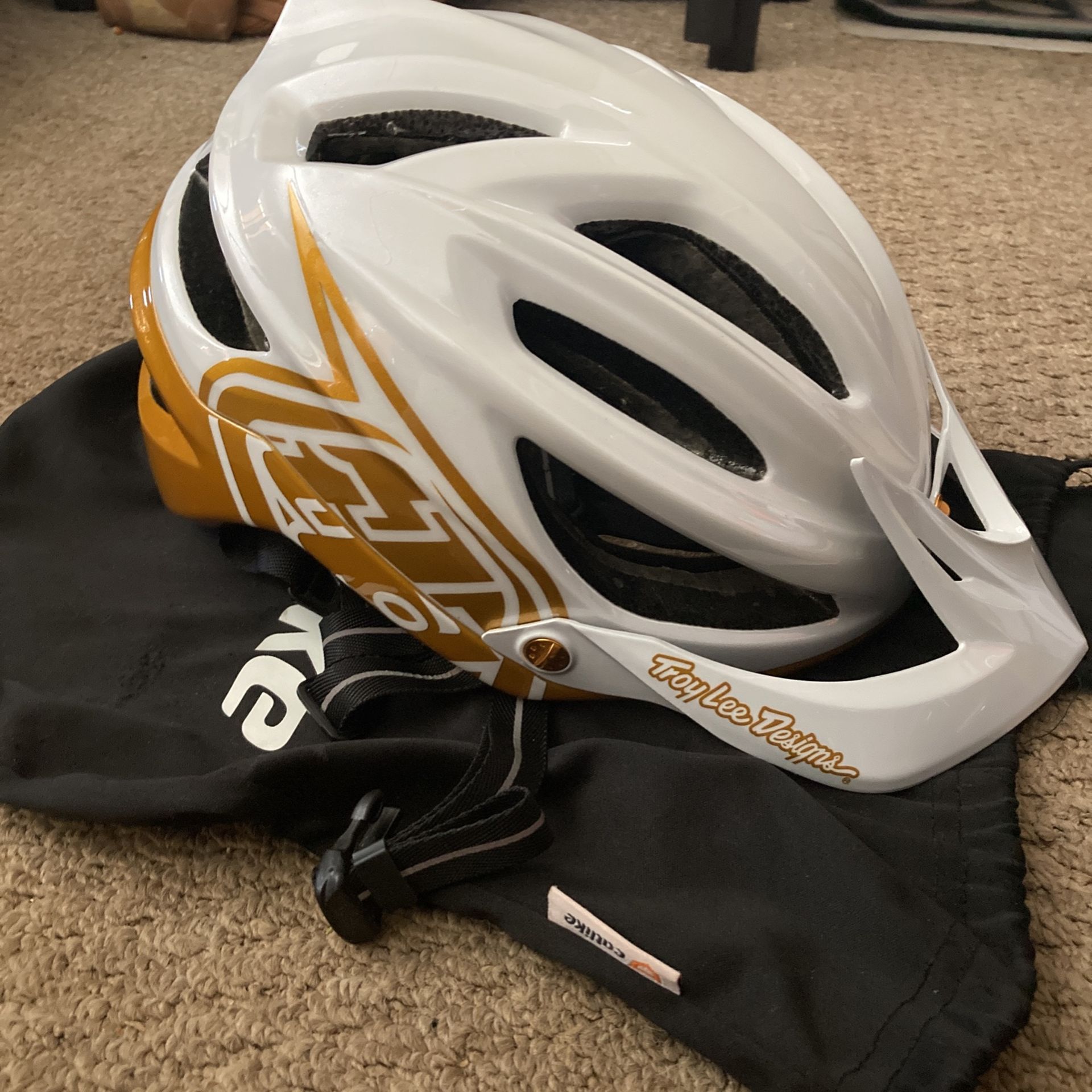 Troy Lee Designs A2 Helmet Like New
