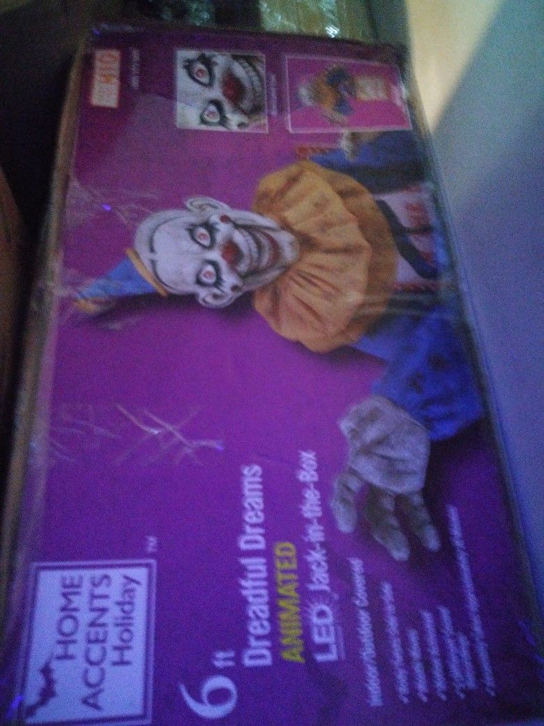 halloween home depot dreadful dreams jack in The box clown animtronic