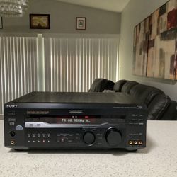 * Sony * High Power Home Theater Surround Sound & Stereo Receiver . Amazing Sounding Receiver In Like New Condition . Must See . 