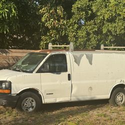 2006 Chevrolet Express Cargo Van