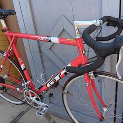 58cm.      Road Bike.       GT 