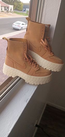 Jordan high top boots 12size