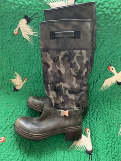 Prada boots size 8