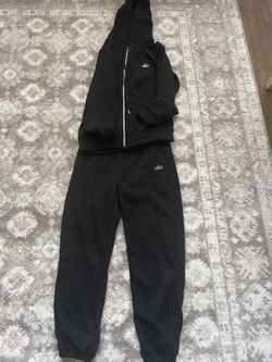 Alo Black hoodie set size Meduim