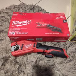 Milwaukee cutter m12