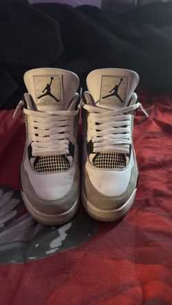 Jordan 4s