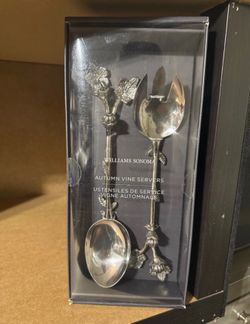 A24 Williams Sonoma Autumn Vine Servers