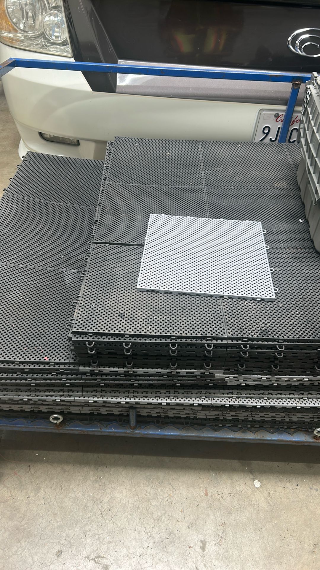 Kiwi Floor Tile