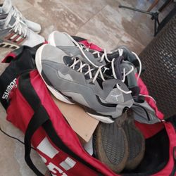 True Flight Cool Grey Size 12