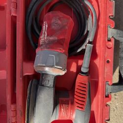 Milwaukee Orbital Sander 