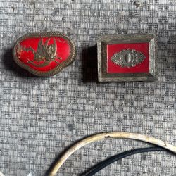 Two Beautiful Jewelry Holders Vintage 15$ Each 
