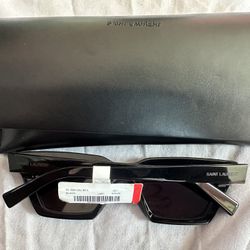 YSL-Yves Saint Laurent sun glasses/shades 