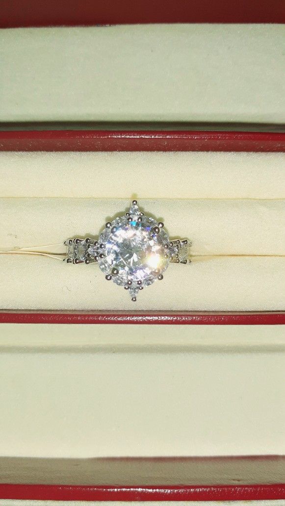 . 925 CZ Stones Ring Size 9