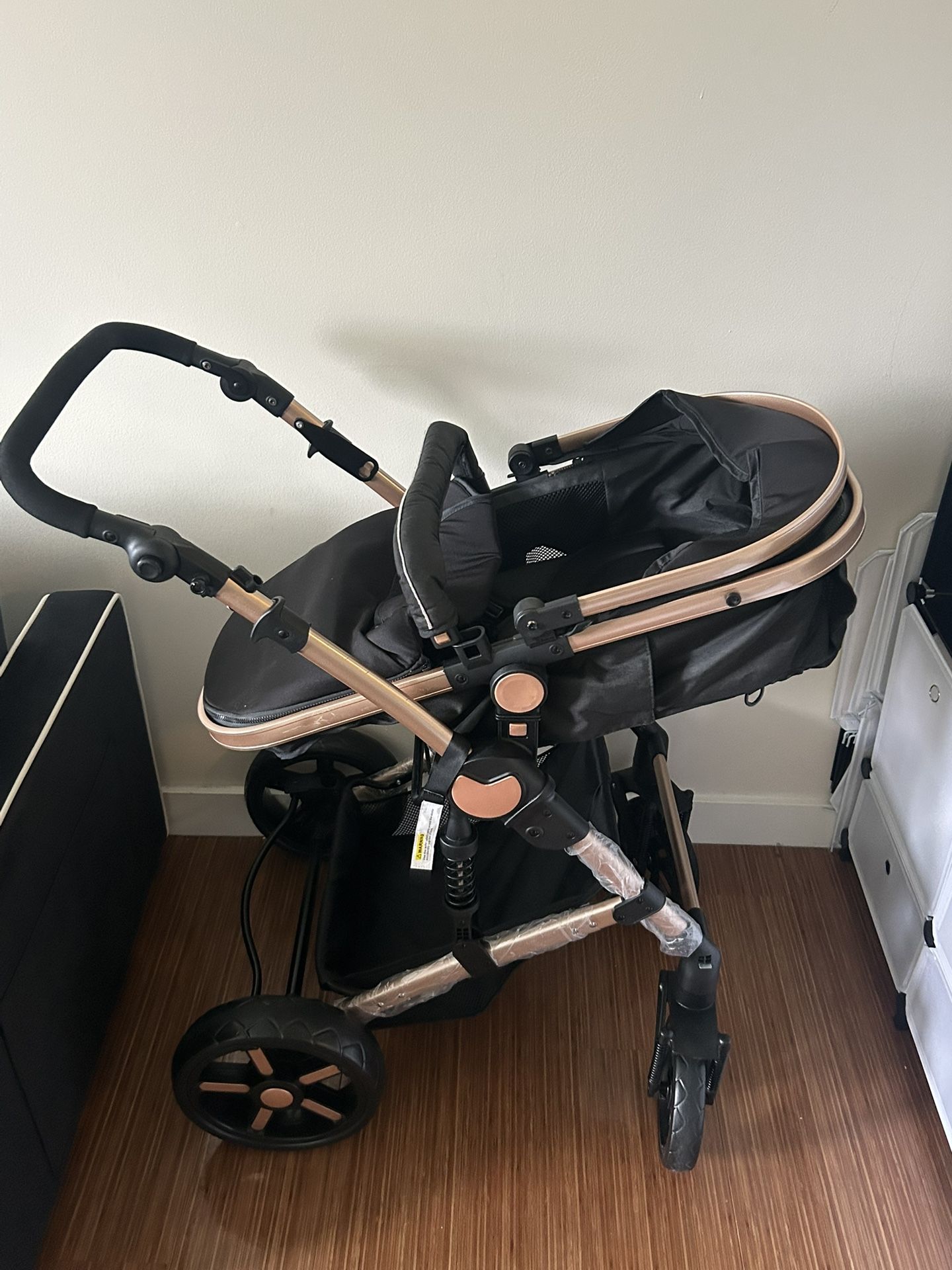 Luxury Magic ZC 2-in-1 Baby Stroller – Rose Gold + Black | Barely Used |