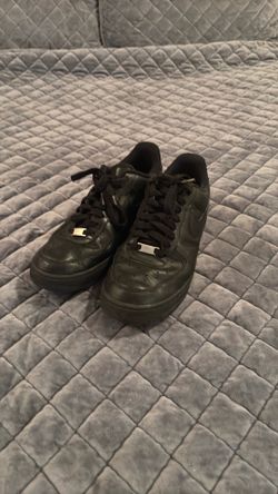 Black Air Force 1’s