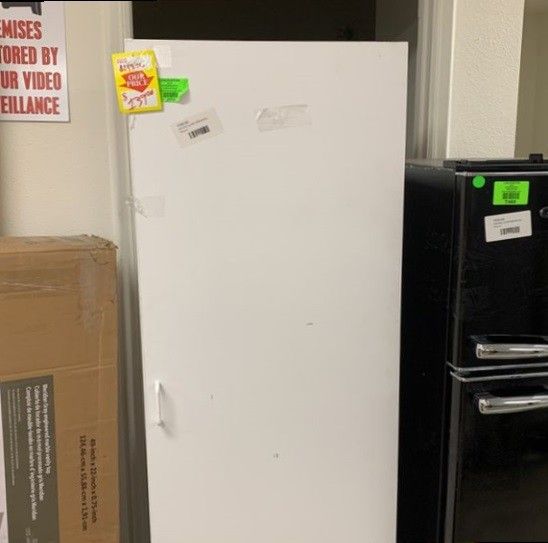 ESTATE BY RSI CABINET TALL TU92Y