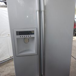 LG FRIDGE 