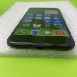 IPhone 7 128 GB unlocked for T-Mobile/Metro PCS/Simple Mo