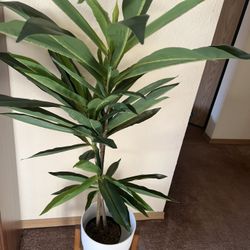4 Foot Tall Artificial Plant With Pot