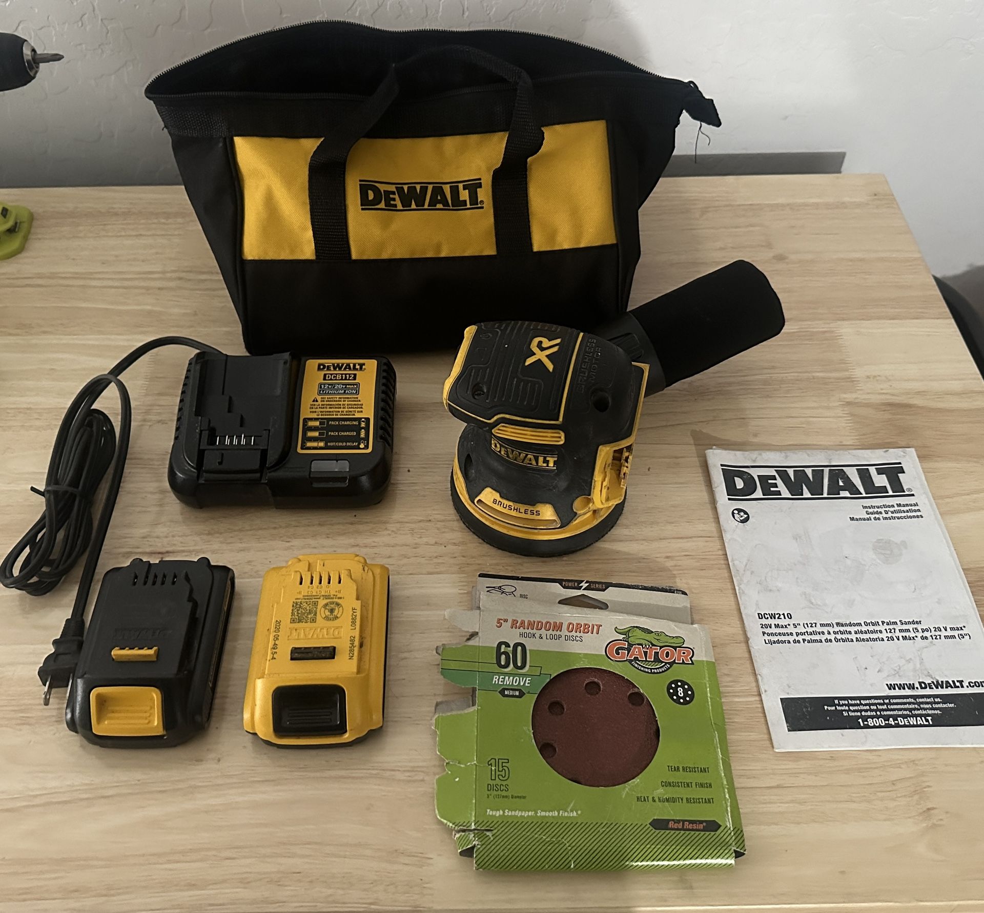 Dewalt 20v Cordless Orbital Sander With Bag