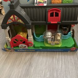 Fisher Price Horse Farm