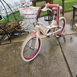 Girls Schwinn Mythic 18" Bicycle