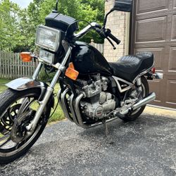 1982 Yamaha Xj750 Maxim