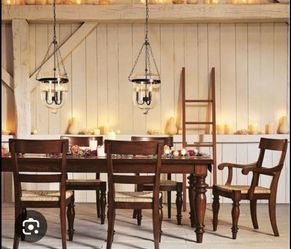 Beautiful Pottery Barn Montego  mahogany extendable dining table, 6 chairs, and buffet. Was $5000+ new.