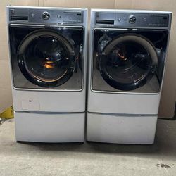 Kenmore Mega Capacity Washer And Electric220v Dryer 