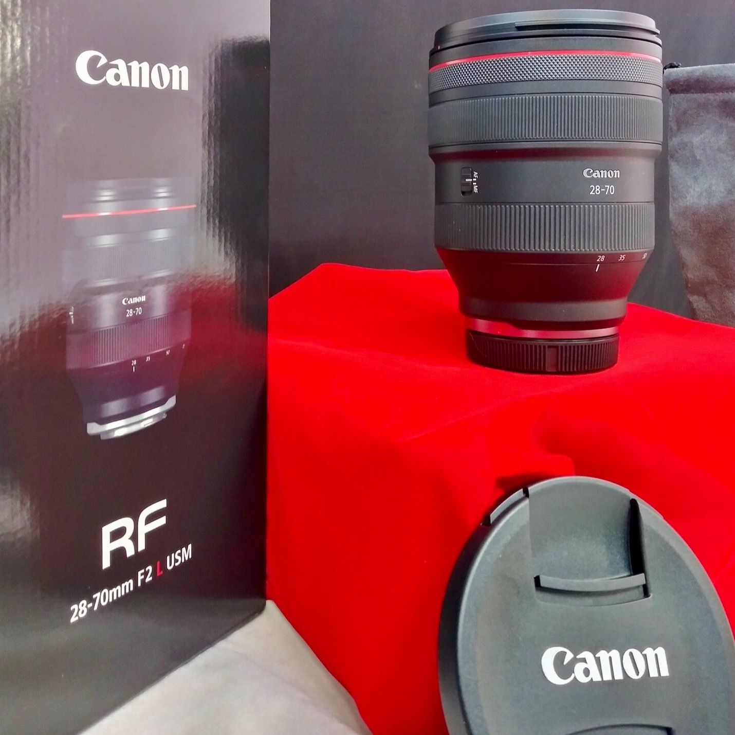 Canon RF 28-70mm f/2 L USM Lens #HollidaySpecial