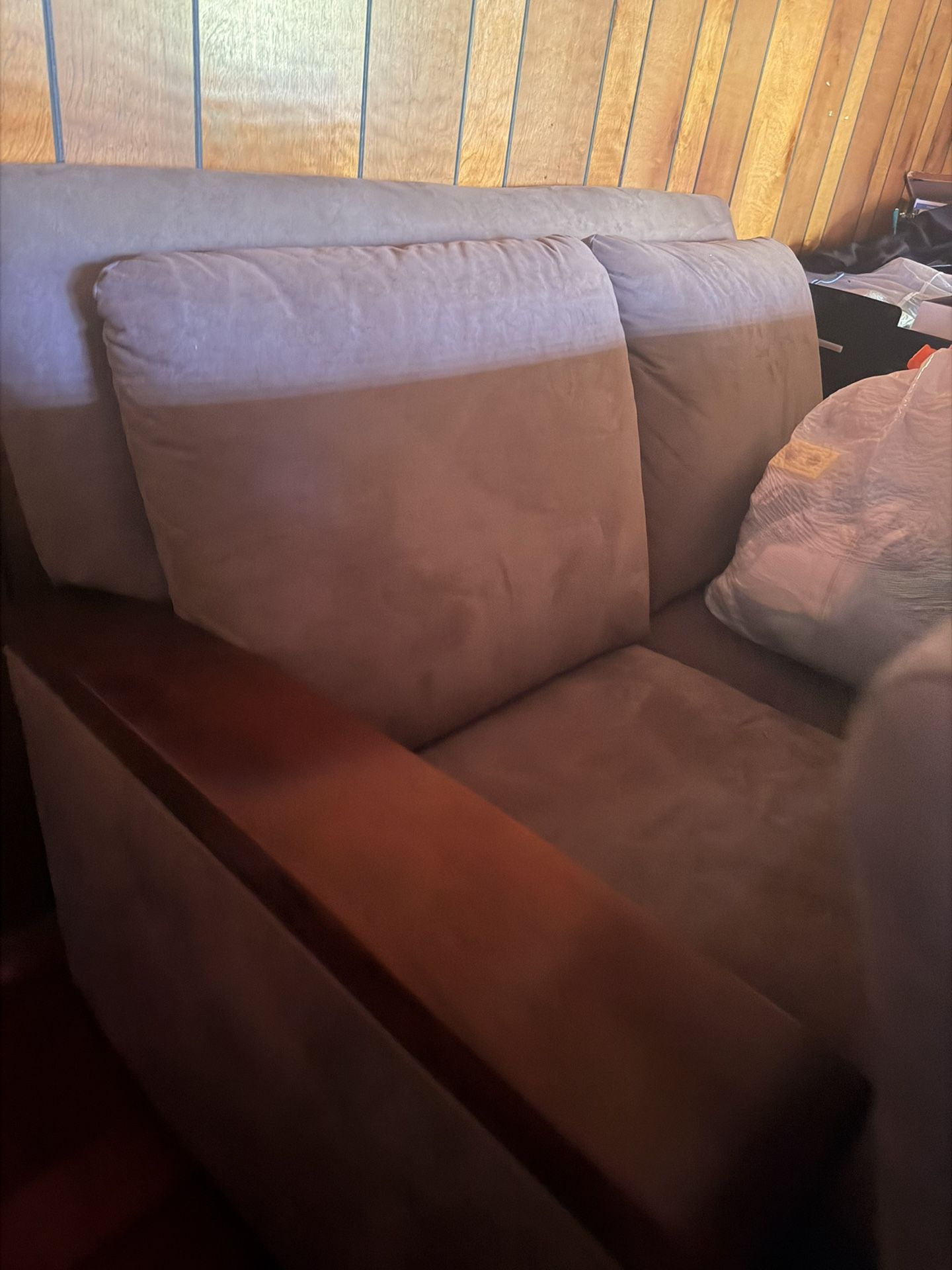 Beautiful Couch Set