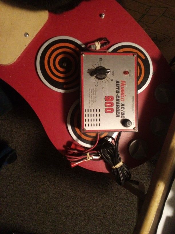 Hobbico AC/DC Auto Charger9000