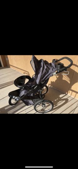 BABYTREND CAR SEAT AND STROLLER