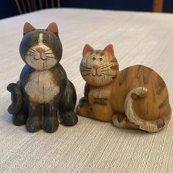 Adorable Cat Figurines – Set of 2