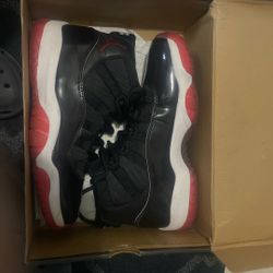 Jordan 11s Bred 