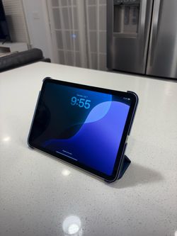 iPad 10th Gen 64 GB