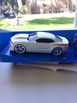 Copo Camaro 1:24 Scale Radio Control Car.