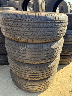 235/65r17  Falken  tires en excelentes condiciones de vida las 4