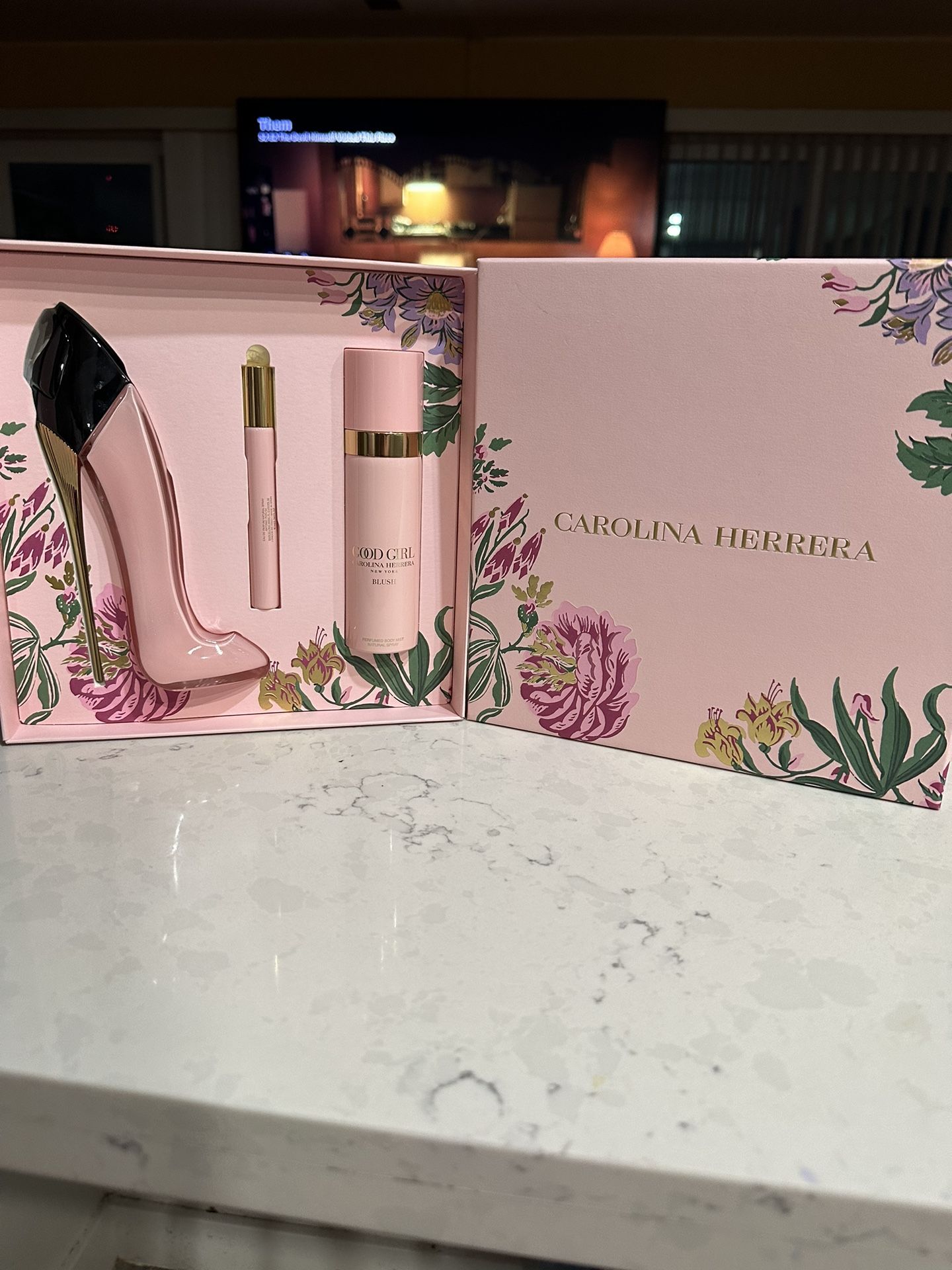 Carolina Herrera Perfume 