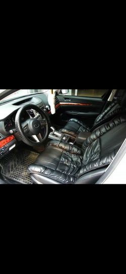 New! Car seat cushion set