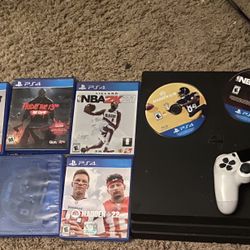 PS4 PRO BUNDLE 1TB ($150)