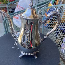 Oneida silver plated teapot