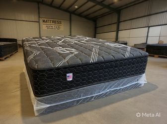 Elite Midnight Pro  king size mattress pillow top 12”.     New mattress in a plastic sealed