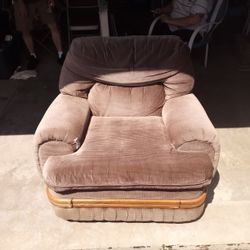 Nice Like New Chair