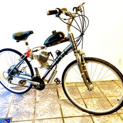 $350 NEWLY POWERED MOTORIZED BIKE $350 100 mpg 40 mph Easy pedal start Pedal or motorize anytime Fun  Simple Powerful Fast Easy  Fiv5tw2zer0fou4zer0si