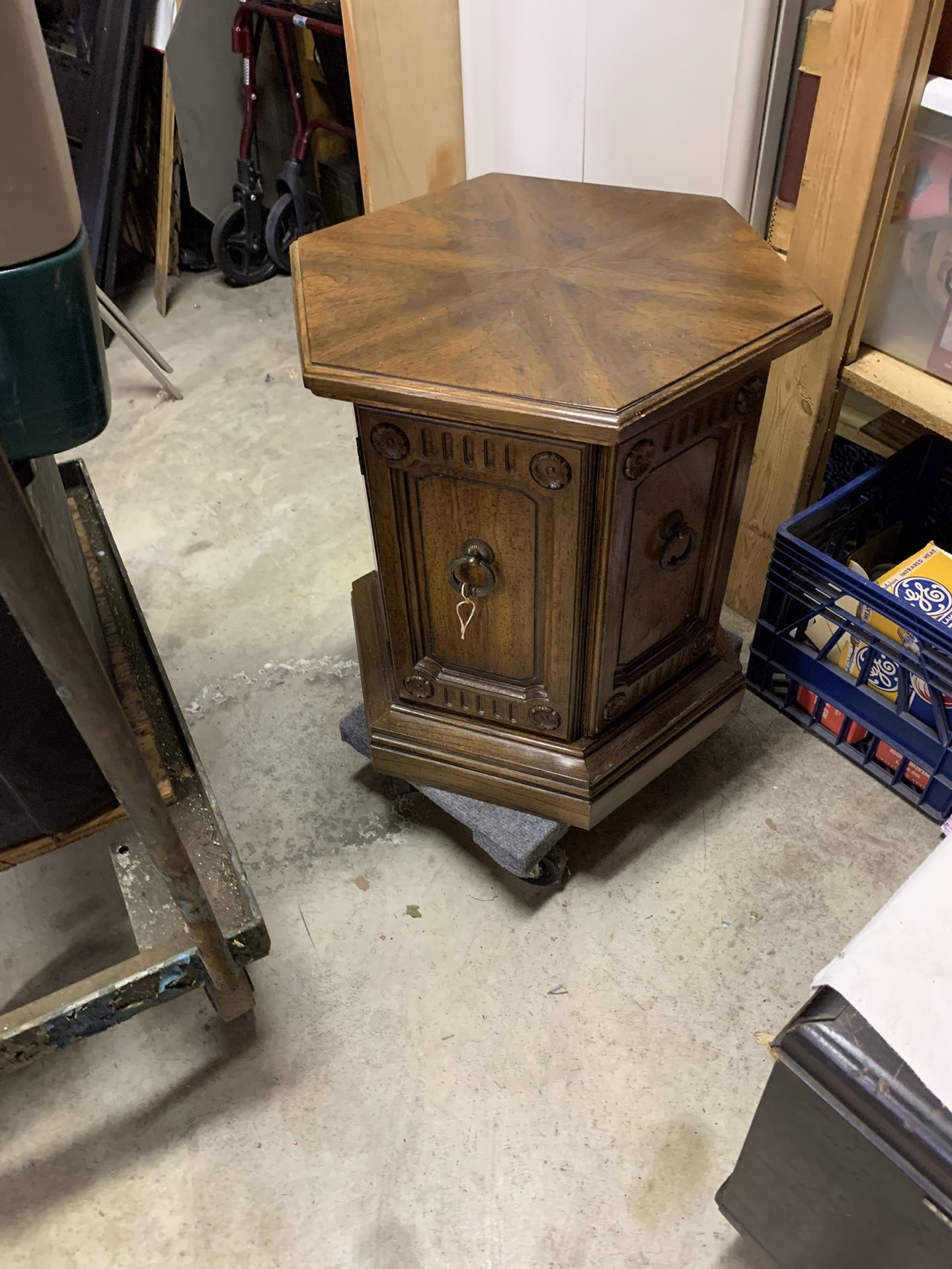 End Table/ Night Stand