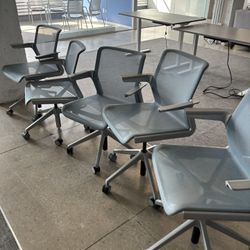 Office Chairs 