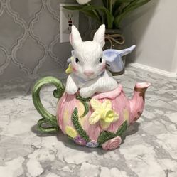 Easter Decor - Porcelain Bunny Tea Pot