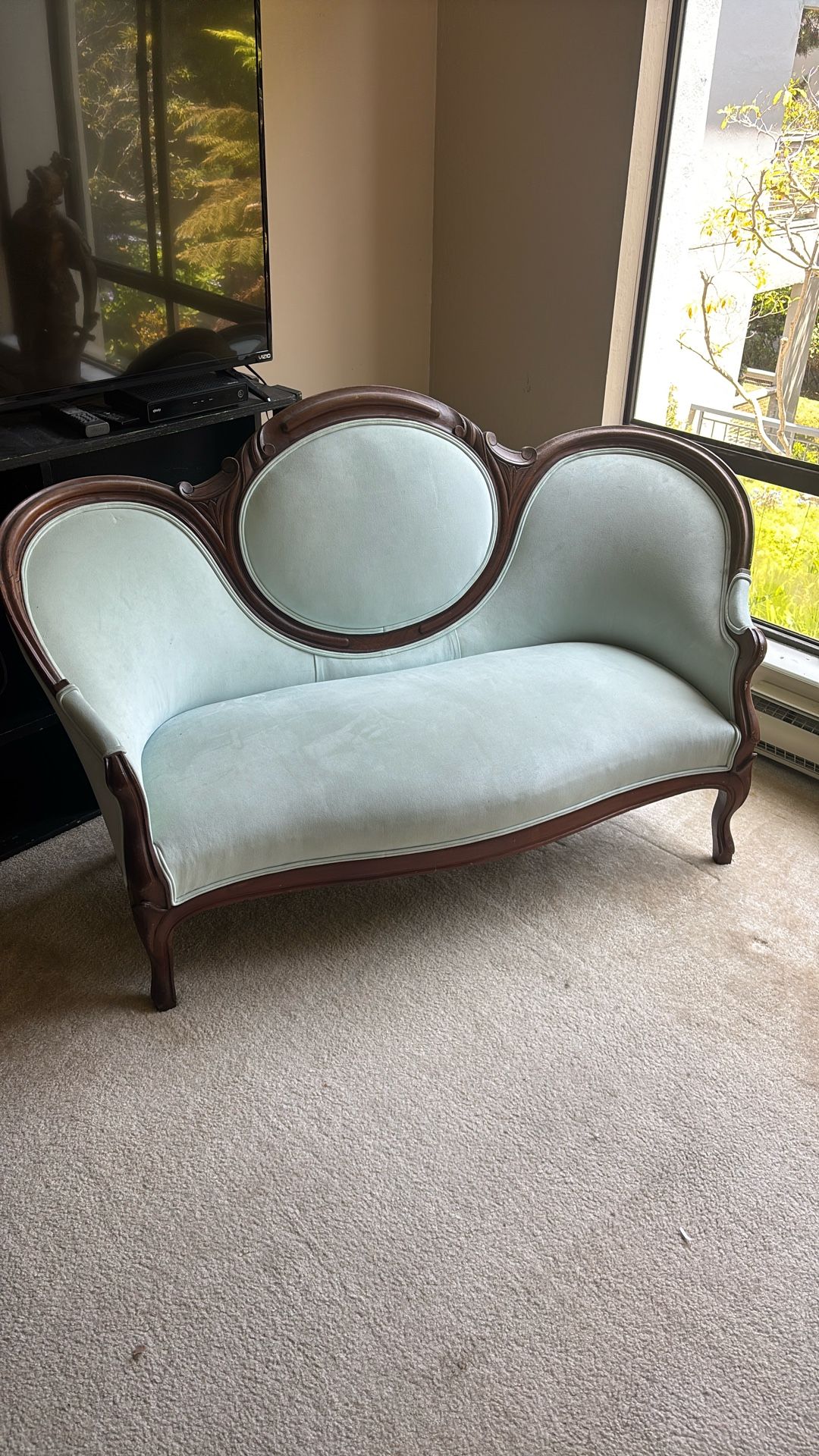 Settee Couch