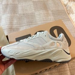 Yeezy Boost 700 Grey Salt